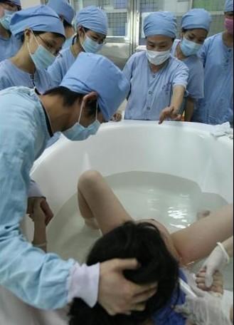 国内代生孩子有吗(国内是否有代生孩子的服务？)